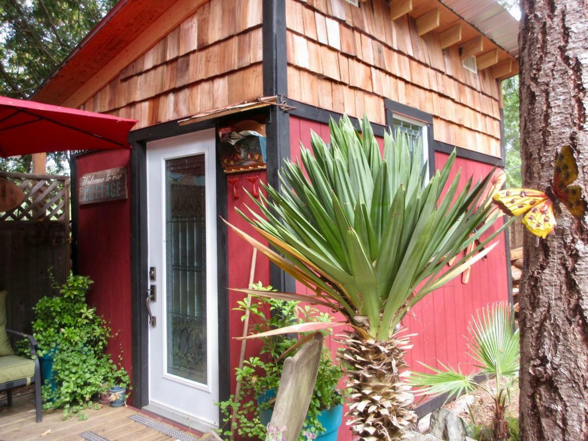 Magnolia Petal Bed & Breakfast Fernwood ภายนอก รูปภาพ